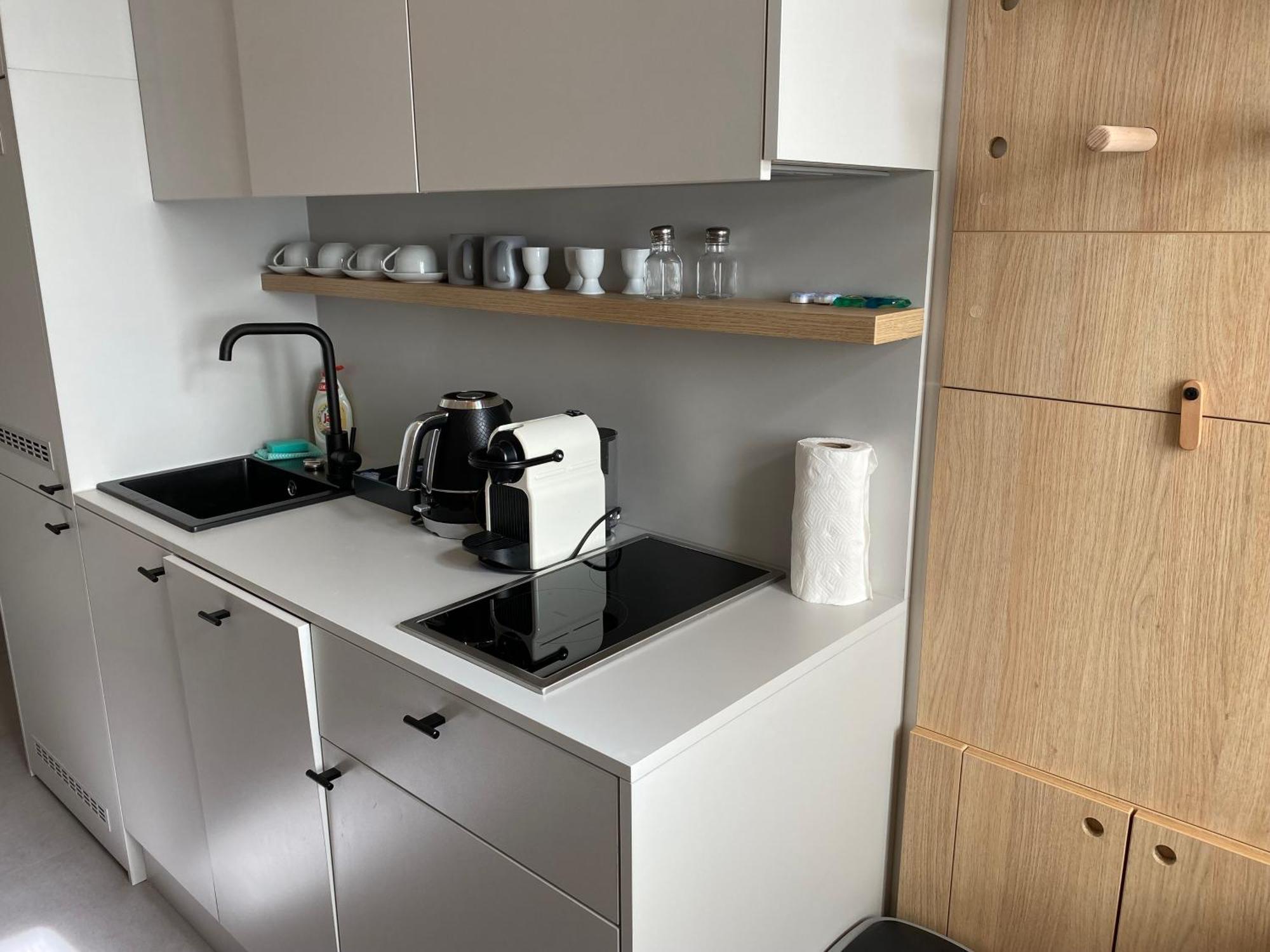 Aparthotel Honest Karlin Prag Zimmer foto